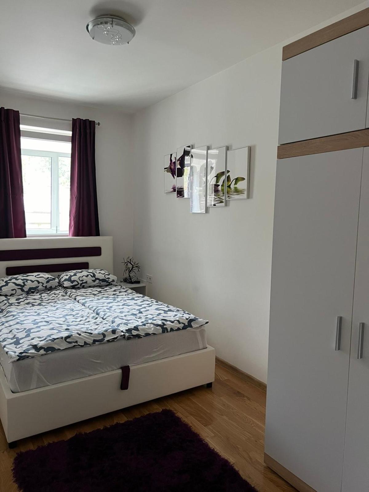 Apartment Yesa トラヴニク エクステリア 写真