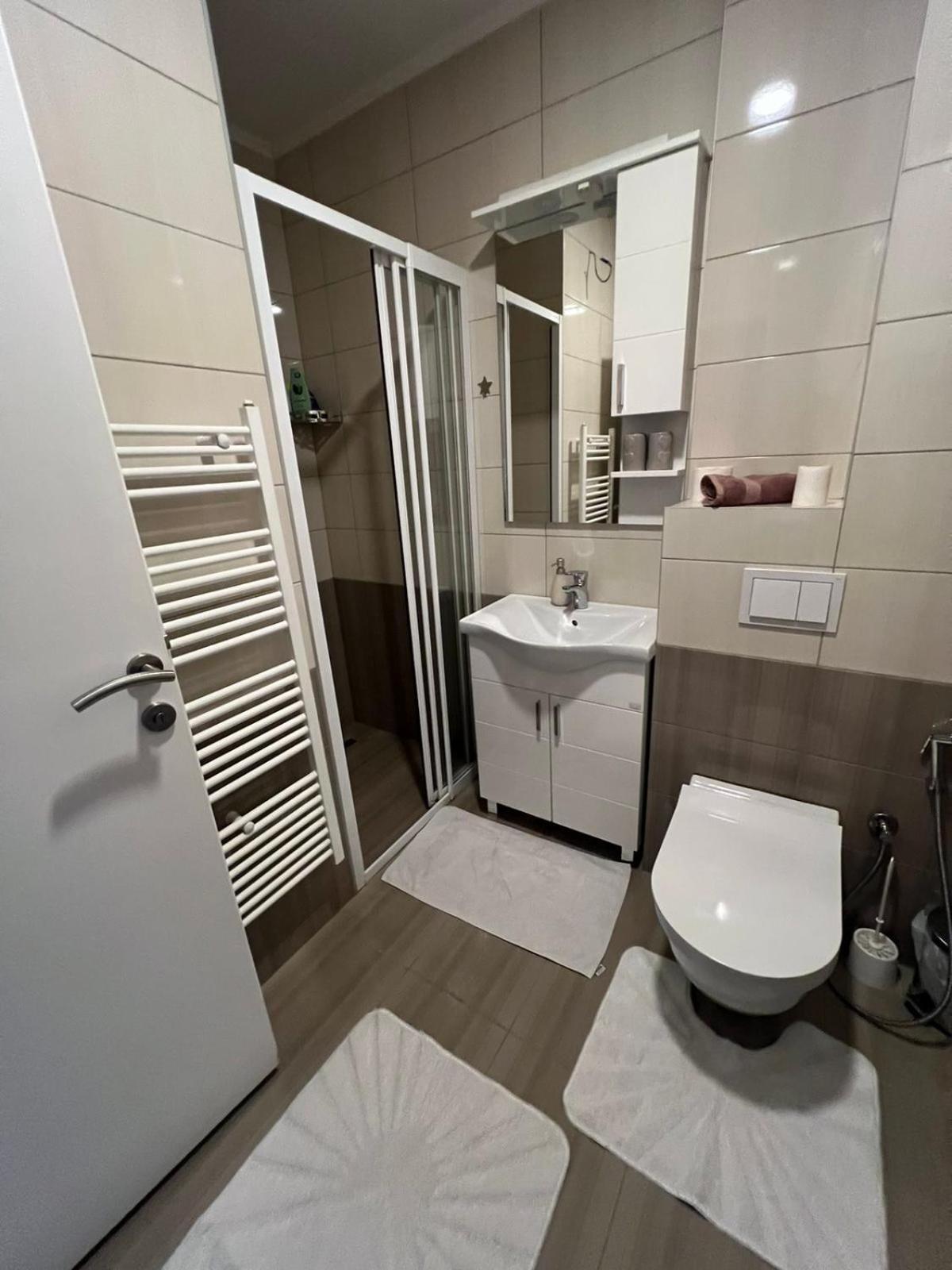 Apartment Yesa トラヴニク エクステリア 写真