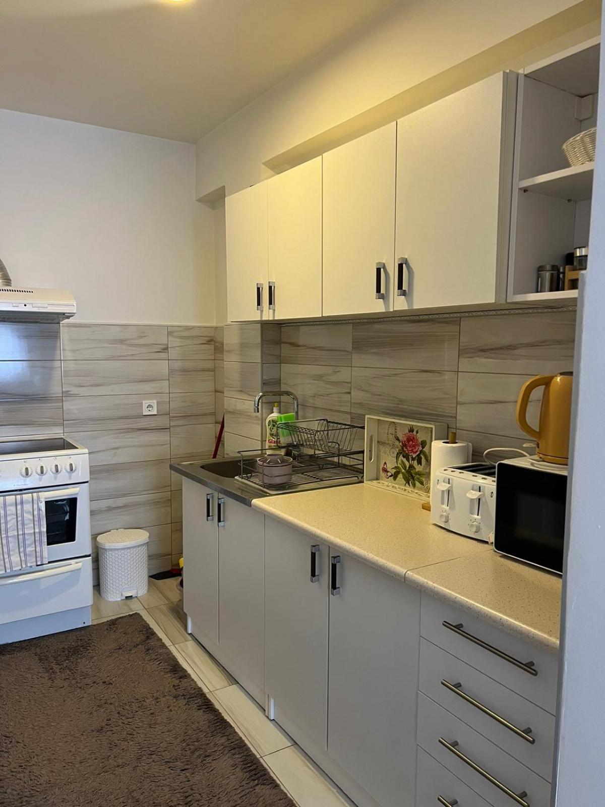 Apartment Yesa トラヴニク エクステリア 写真